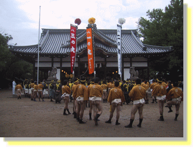 旧宇佐崎村の神輿遷都祭